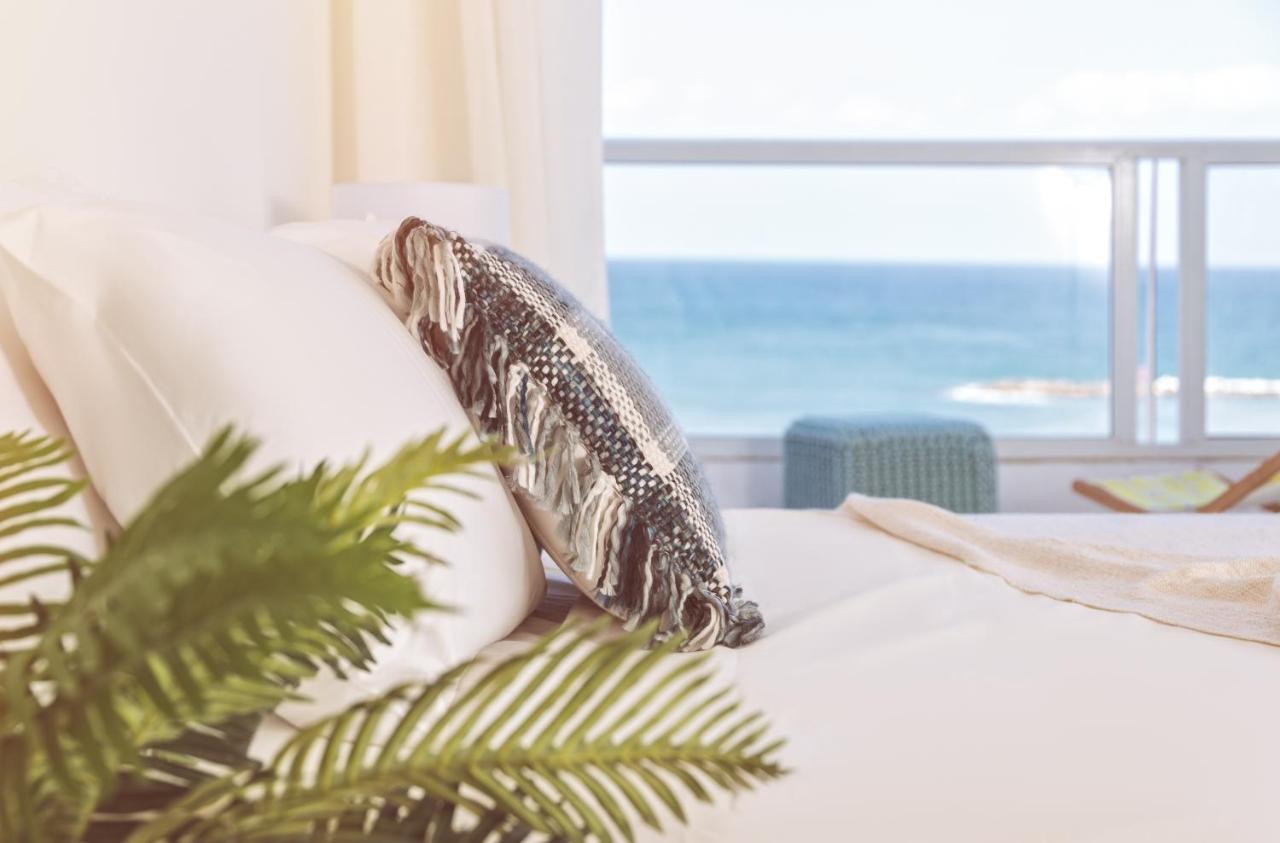 4 Bedroom Apartment On The Beach เทลอาวีฟ ภายนอก รูปภาพ
